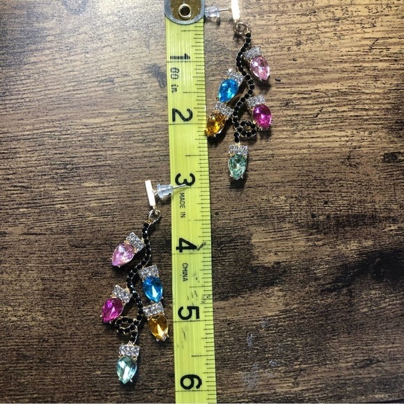 DAZZLING Christmas string of lights rhinestone earrings - Picture 4 of 6